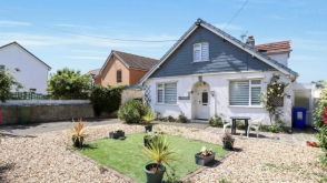 House  & Plot in  Bideford photo